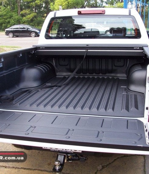 Ролета Roll-N-Lock для кузова Isuzu D-Max 2019+ фото