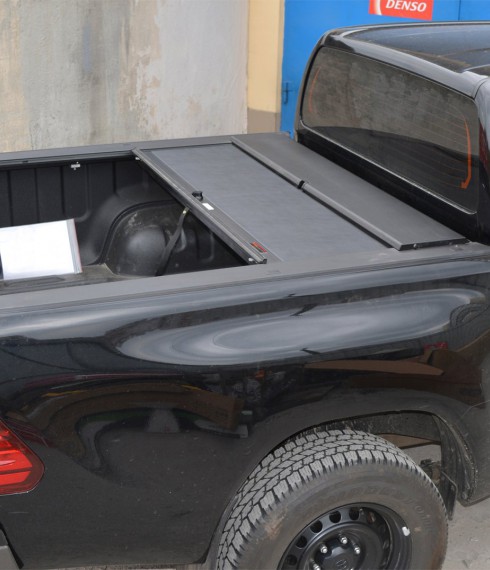 Ролета кузова Toyota Hilux 2015+ Roll-N-Lock фото