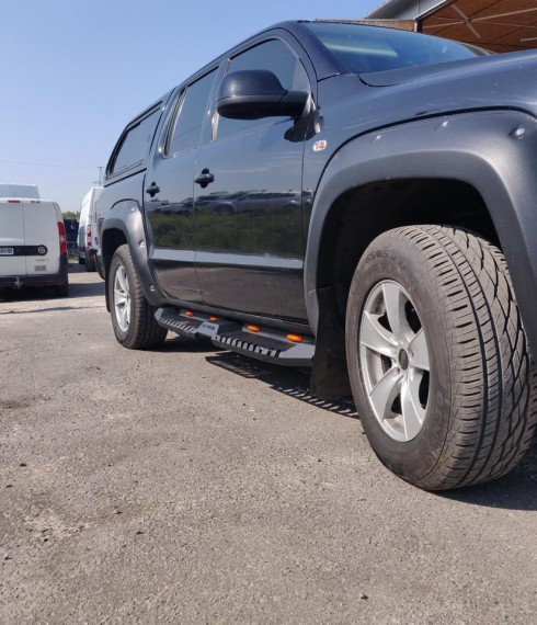 Подножки металлические Tamsan Toyota Hilux 2015+ фото