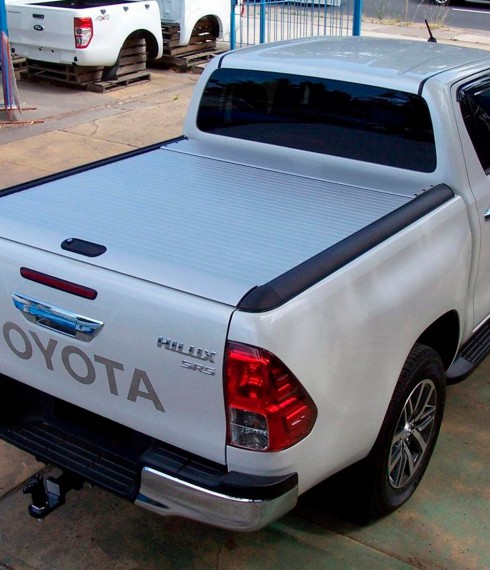 Ролета кузова Toyota Hilux 2015+ AR Design model R1 фото