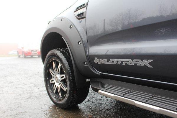 Расширители крыльев Ford Ranger 2015-2019 EGR с болтами фото