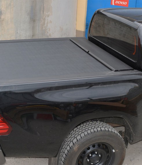 Ролета кузова Toyota Hilux 2015+ Roll-N-Lock фото