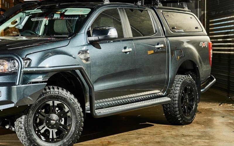 Боковые подножки усиленные Ford Ranger 2012+ TJM фото