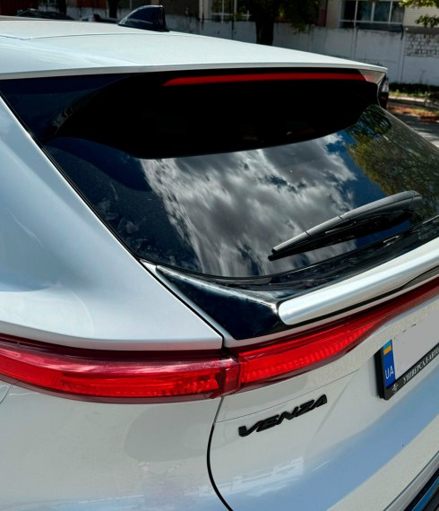 Спойлер для Toyota Venza 2021+ фото