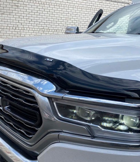 Дефлектор капота AVS Aeroskin Dodge Ram 2019+ фото