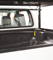 Крышка кузова Aeroklas Mazda BT-50 2006-2012 с электромоторами фото