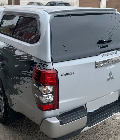 Кунг Mitsubishi L200 2019+ Aeroklas с раздвижными стеклами фото