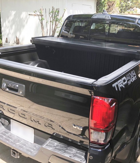 Крышка кузова Toyota Tacoma 2005-2015 из трех секций AR Design фото