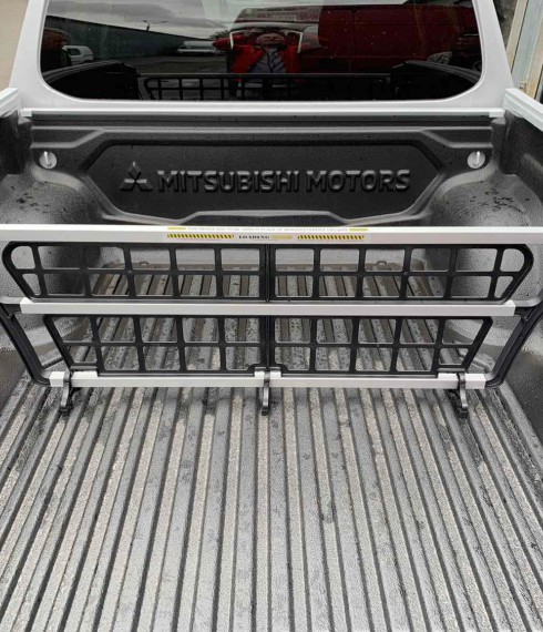 Разделитель в багажник Mitsubishi L200 2016-2019 AR Design фото