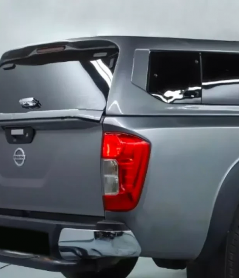 Кунг на Nissan Navara D23 Pop-Out Window Canopy 2015-2025 фото