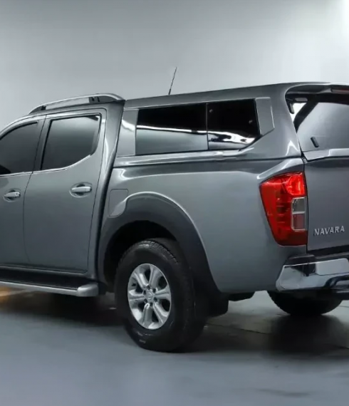 Кунг на Nissan Navara D23 Pop-Out Window Canopy 2015-2025 фото