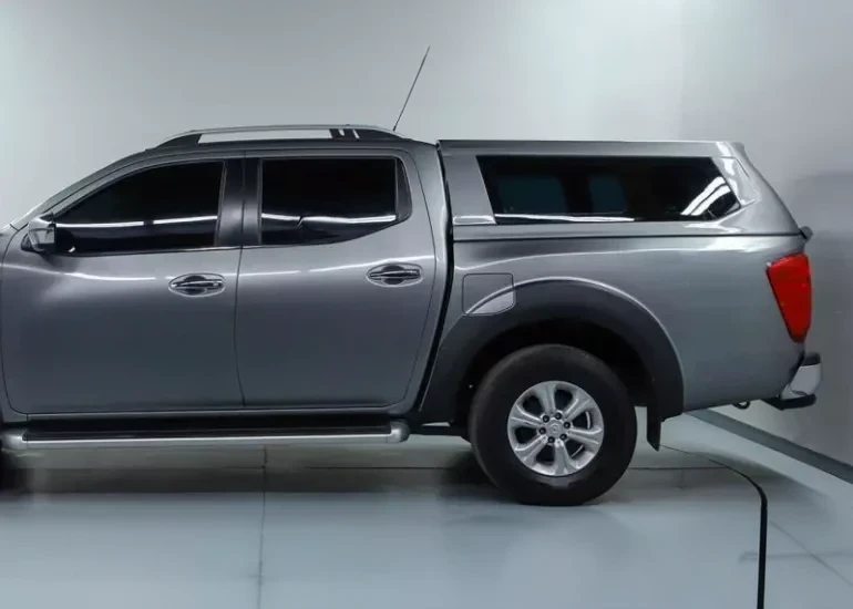 Кунг на Nissan Navara 2015-2025 Fixed Window Canopy фото