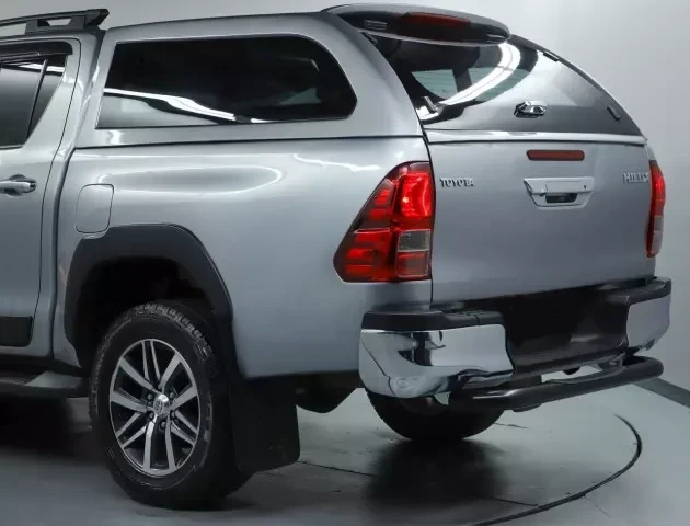 Кунг на Toyota Hilux 2015-2024 Fixed Window Canopy фото