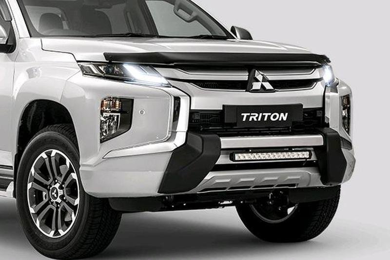 Дефлектор капота Mitsubishi L200 2019+ EGR фото