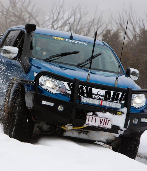 Передний бампер силовой Mitsubishi L200 2016-2019 TJM фото