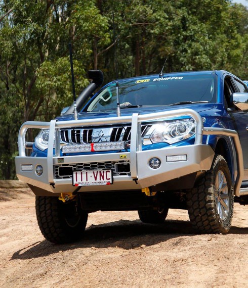 Передний бампер силовой Mitsubishi L200 2016-2019 TJM фото