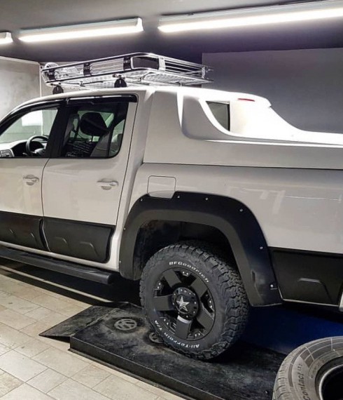 Расширители крыльев Safari с фальш болтами для VW Amarok фото