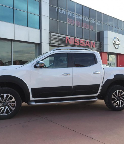 Расширители крыльев Safari Nissan Navara NP300 2019+ фото