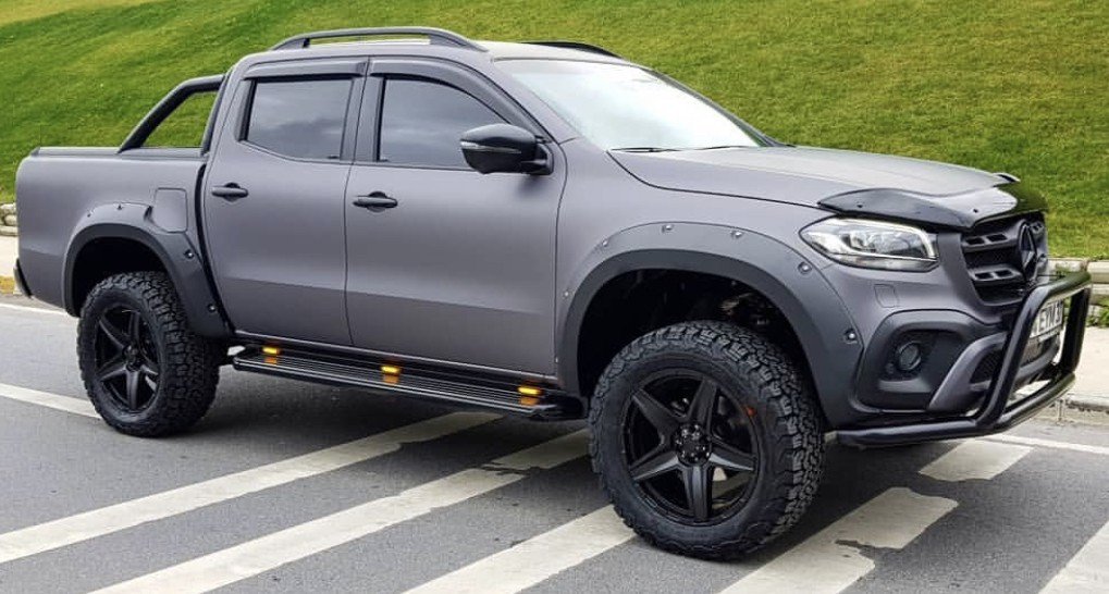 Расширители крыльев Mercedes X-Class 2018+ Safari с фальш болтами фото