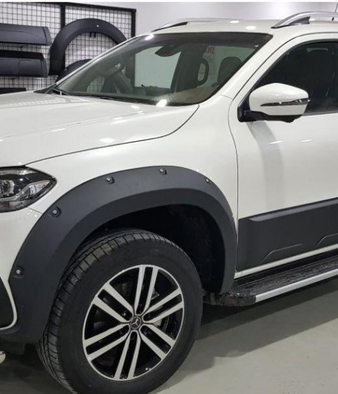 Расширители крыльев Mercedes X-Class 2018+ Safari с фальш болтами фото