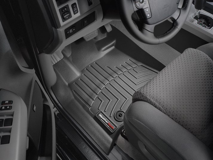 Ковры резиновые WeatherTech Toyota Sequoia 2012+ передние черные фото