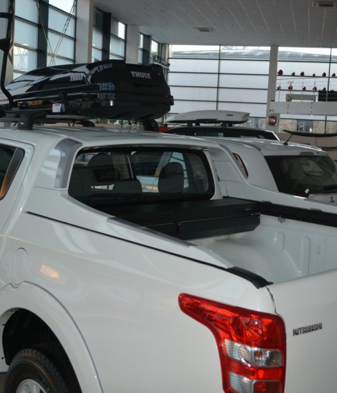 Cпойлер на кузов Mitsubishi L200 2016-2019 Aeroklas фото