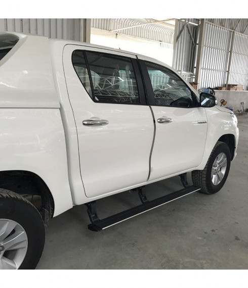 Выдвижные подножки с электроприводом Toyota Hilux 2015+ E-Board фото