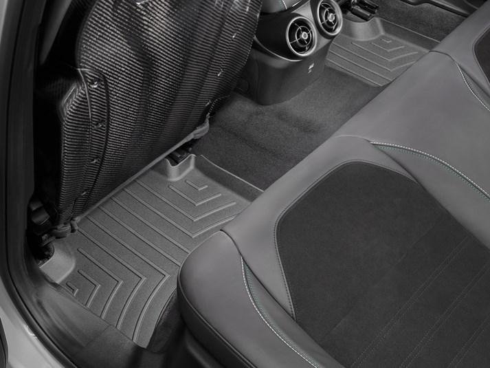 Ковры резиновые WeatherTech Alfa Romeo Giulia  2016+ задние черные фото