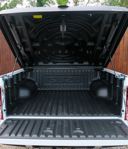 Крышка кузова Isuzu D-Max 2016+ Aeroklas model Speed фото