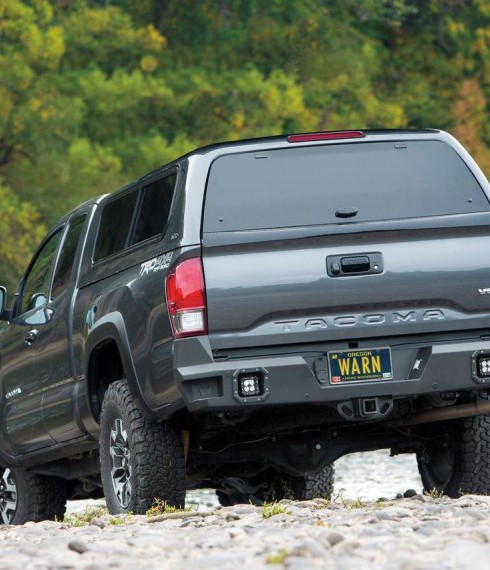 Задний силовой бампер Warn Toyota Tacoma 2016-2018 фото