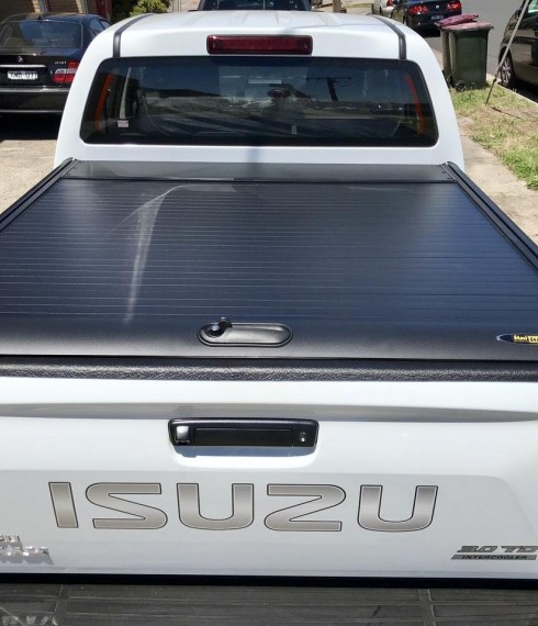 Ролета кузова Isuzu D-Max 2012-2021 AR Design model R1 фото