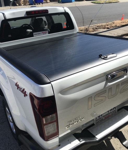 Ролета кузова Isuzu D-Max 2012-2021 AR Design model R1 фото