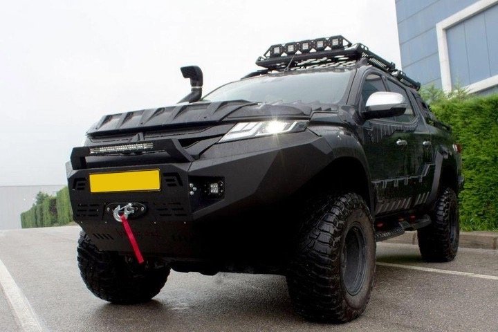 Передний металлический бампер Mitsubishi L200 2019+ OSM фото