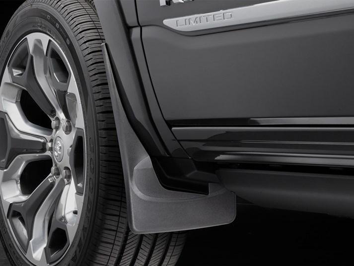 Брызговики WeatherTech Dodge Ram 2019+ передние с расширителями фото