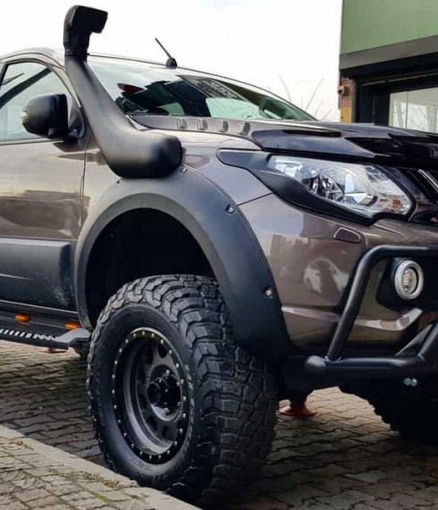 Подножки боковые металлические Tamsan Mitsubishi L200 2019+ фото
