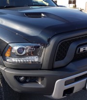 Дефлектор капота Formit Dodge Ram 2009-2019 глянцевый фото