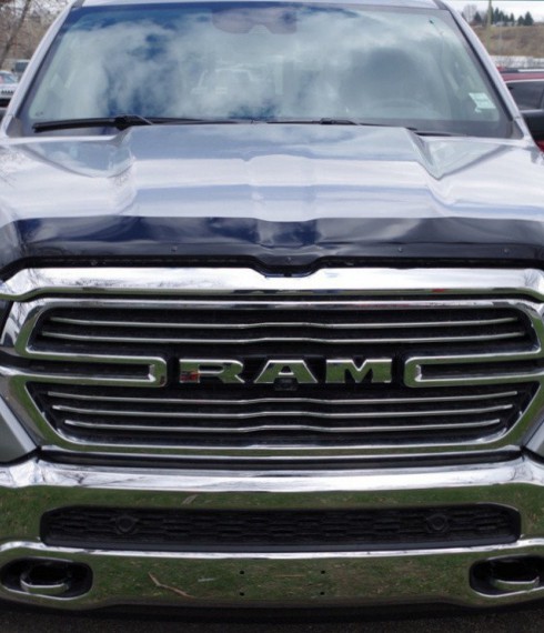 Дефлектор капота Formit Dodge Ram 2019+ глянцевый фото