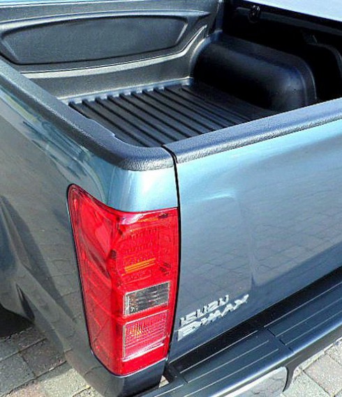 Защитный вкладыш Isuzu D-Max 2019+ Aeroklas фото
