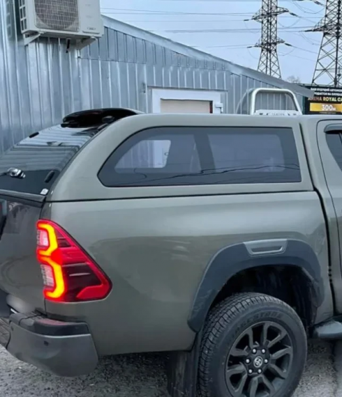 Кунг на Toyota Hilux 2015-2024 Fixed Window Canopy фото