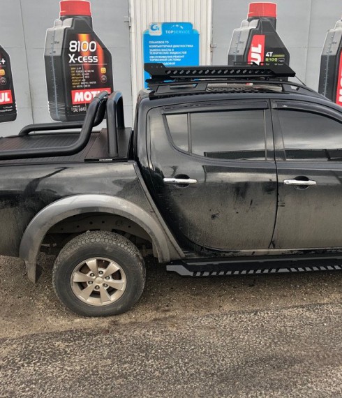 Подножки металлические для Mitsubishi L200 2005-2015 Tamsan фото