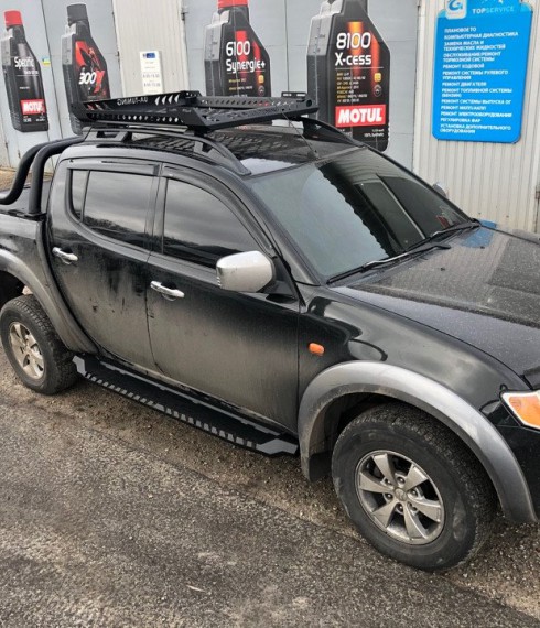 Подножки металлические для Mitsubishi L200 2005-2015 Tamsan фото