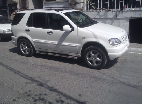 Подножки для MERCEDES-BENZ ML W 163 97-05 порог трубой от Tamsan фото