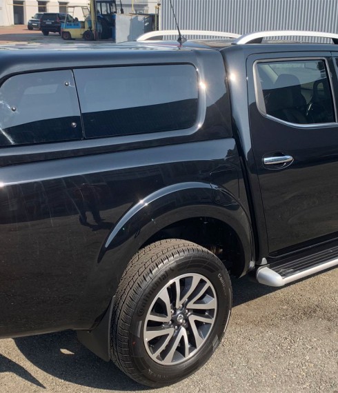 Кунг  Nissan Navara 2019+ Aeroklas с окнами на проветривание фото