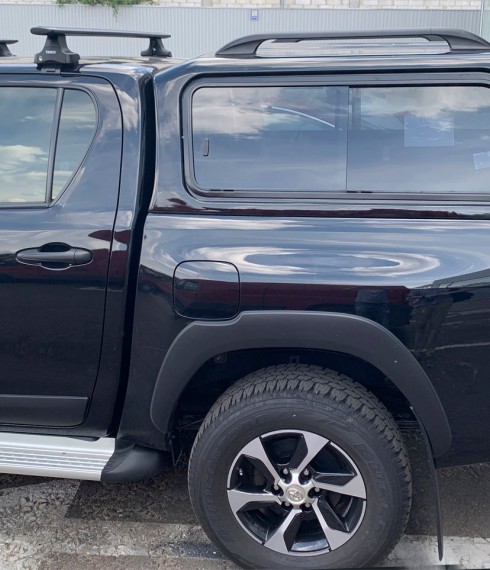 Кунг Toyota Hilux 2015+ Aeroklas Innover с раздвижными стеклами фото