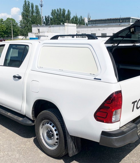 Кунг Toyota Hilux 2015+ Aeroklas Generation-A с глухими стеклами фото