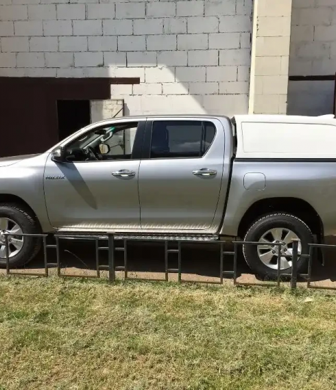 Кунг на Toyota Hilux 2015-2024 Commercial Canopy 274451 фото