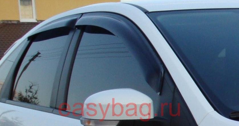 Комплект ветровиков для Ford Focus 2005-2010 фото