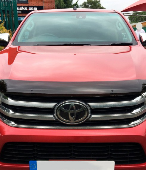 Дефлектор капота Toyota Hilux 2015+ EGR фото