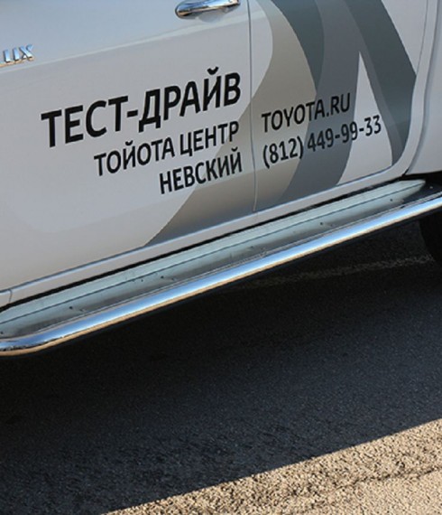 Пороги с листом (площадка) на Toyota Hilux UATUNING фото