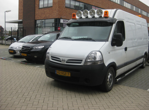 Подножки для Nissan Interstar 98-10 порог трубой от Tamsan фото